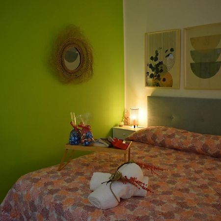 La Casita Nel Bosco Apartment Napoli Bagian luar foto