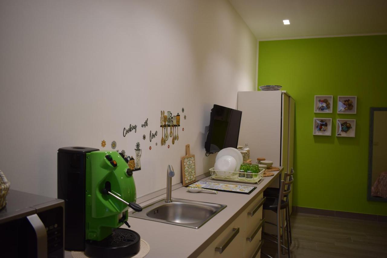 La Casita Nel Bosco Apartment Napoli Bagian luar foto