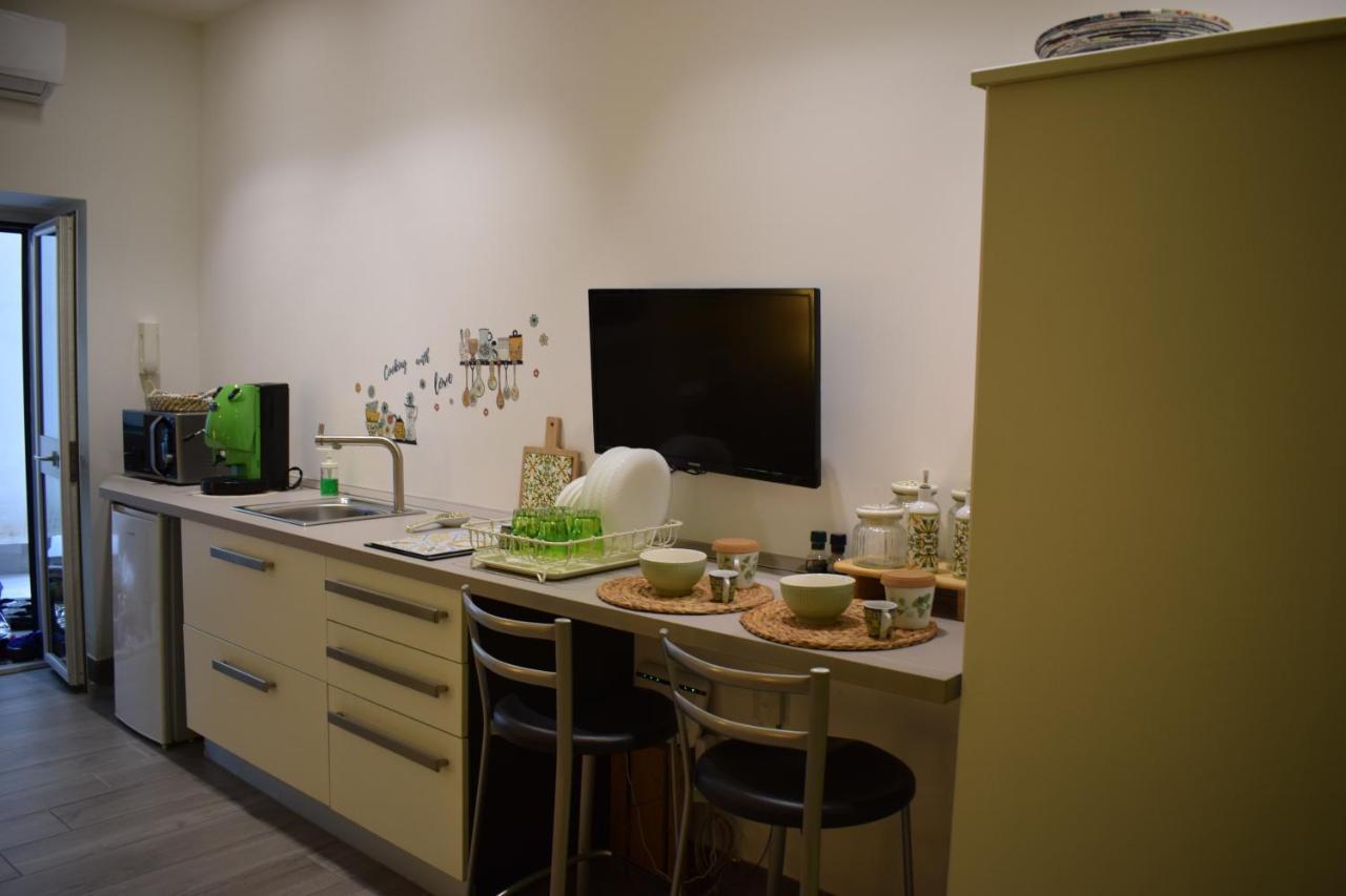 La Casita Nel Bosco Apartment Napoli Bagian luar foto