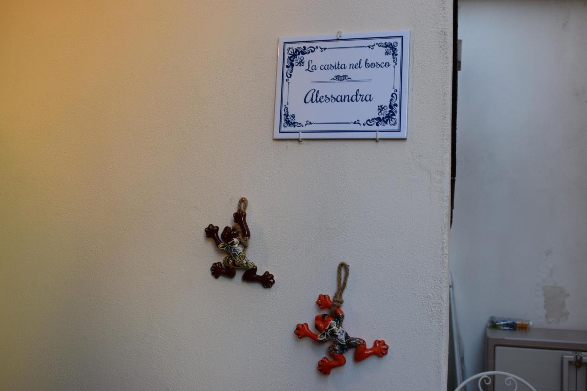 La Casita Nel Bosco Apartment Napoli Bagian luar foto