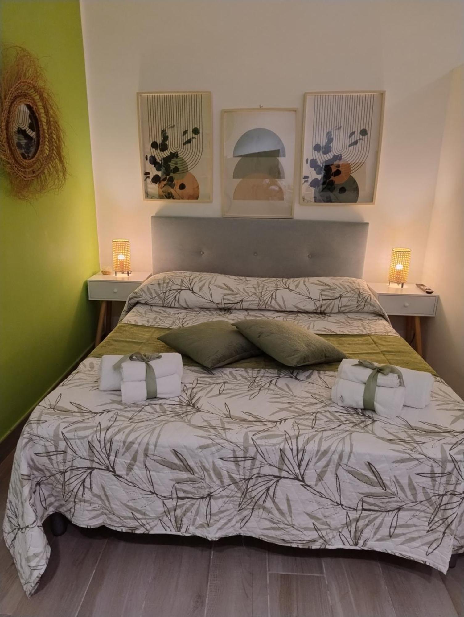 La Casita Nel Bosco Apartment Napoli Bagian luar foto